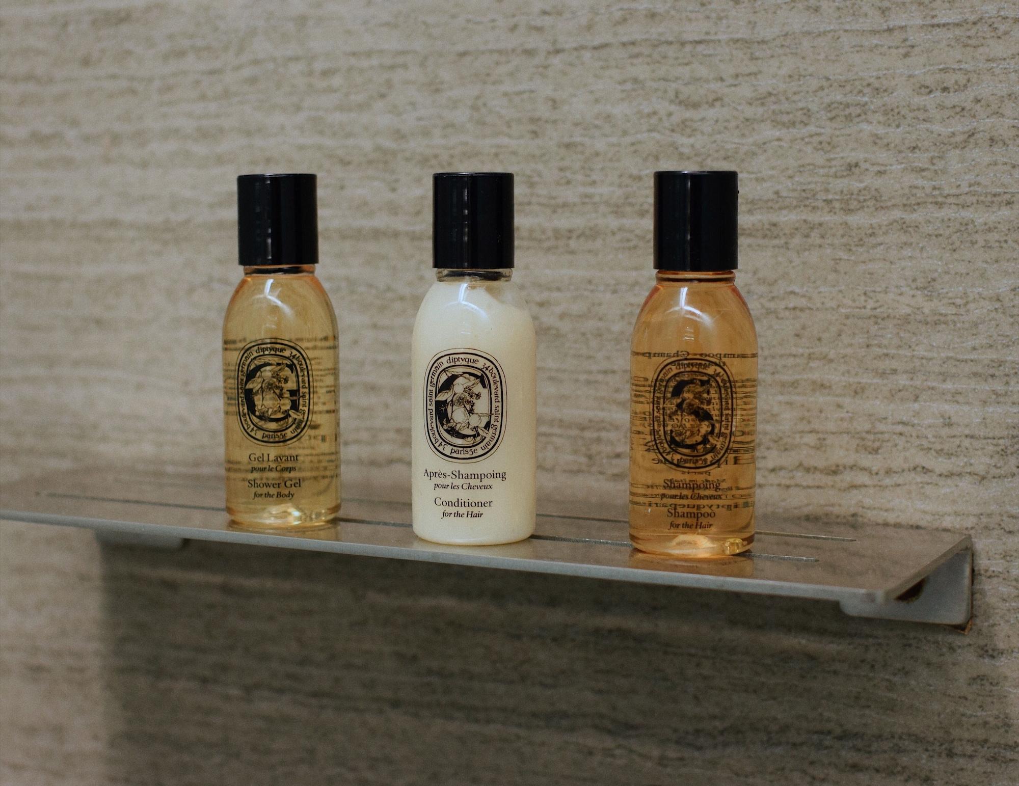 The Knickerbocker Hotell New York Eksteriør bilde Aromatherapy Associates products