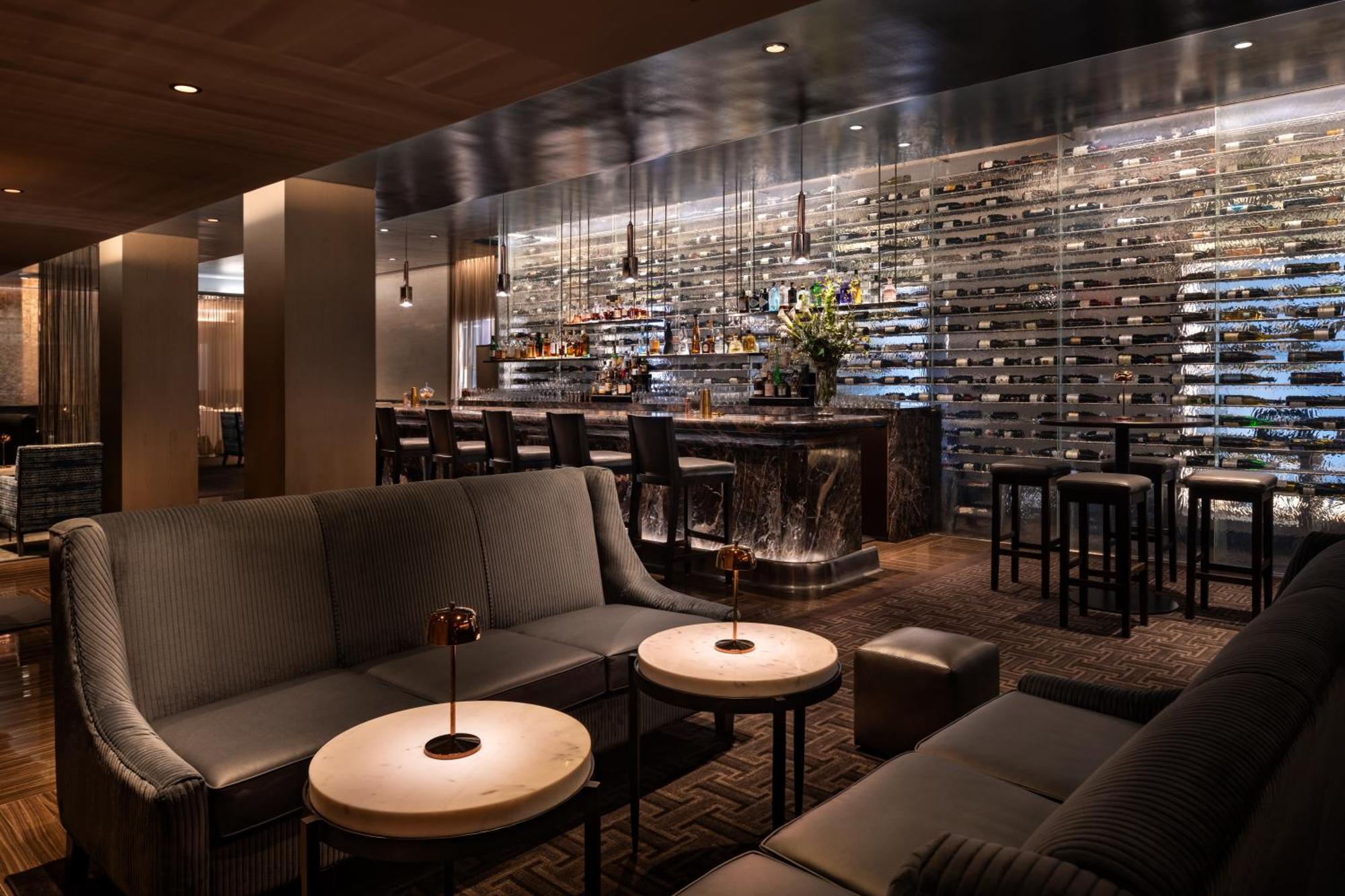 The Knickerbocker Hotell New York Eksteriør bilde The bar at the 100 East 53rd Street location